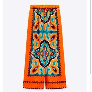 ZARA PRINTED FLOWY PANTS